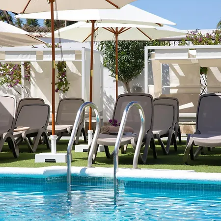 Ξενοδοχείο Casual Bahia Ibiza 3*