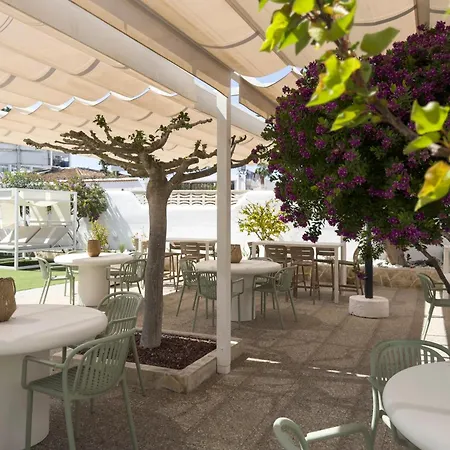 Casual Bahia Ibiza 3*