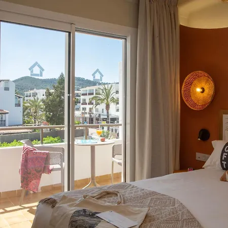 Casual Bahia Ibiza Сан-Антонио-Абад