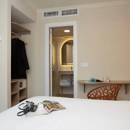 Casual Bahia Ibiza Hotel 3*
